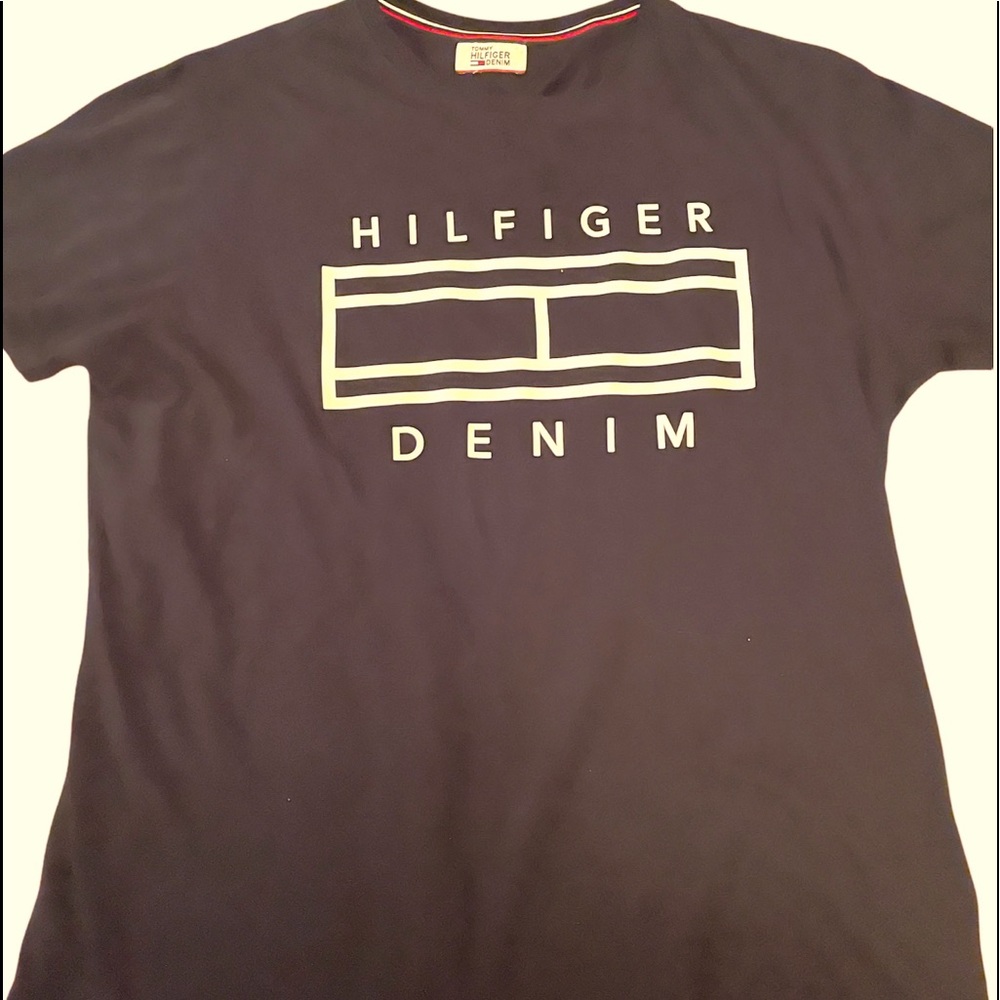 Navy blue Tommy Hilfiger shirt size M